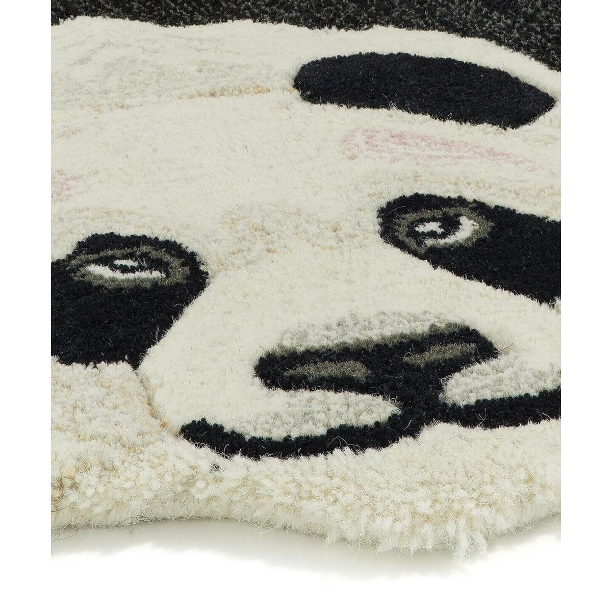 Plumpy Panda Rug Large Doing Goods – dettaglio della lavorazione