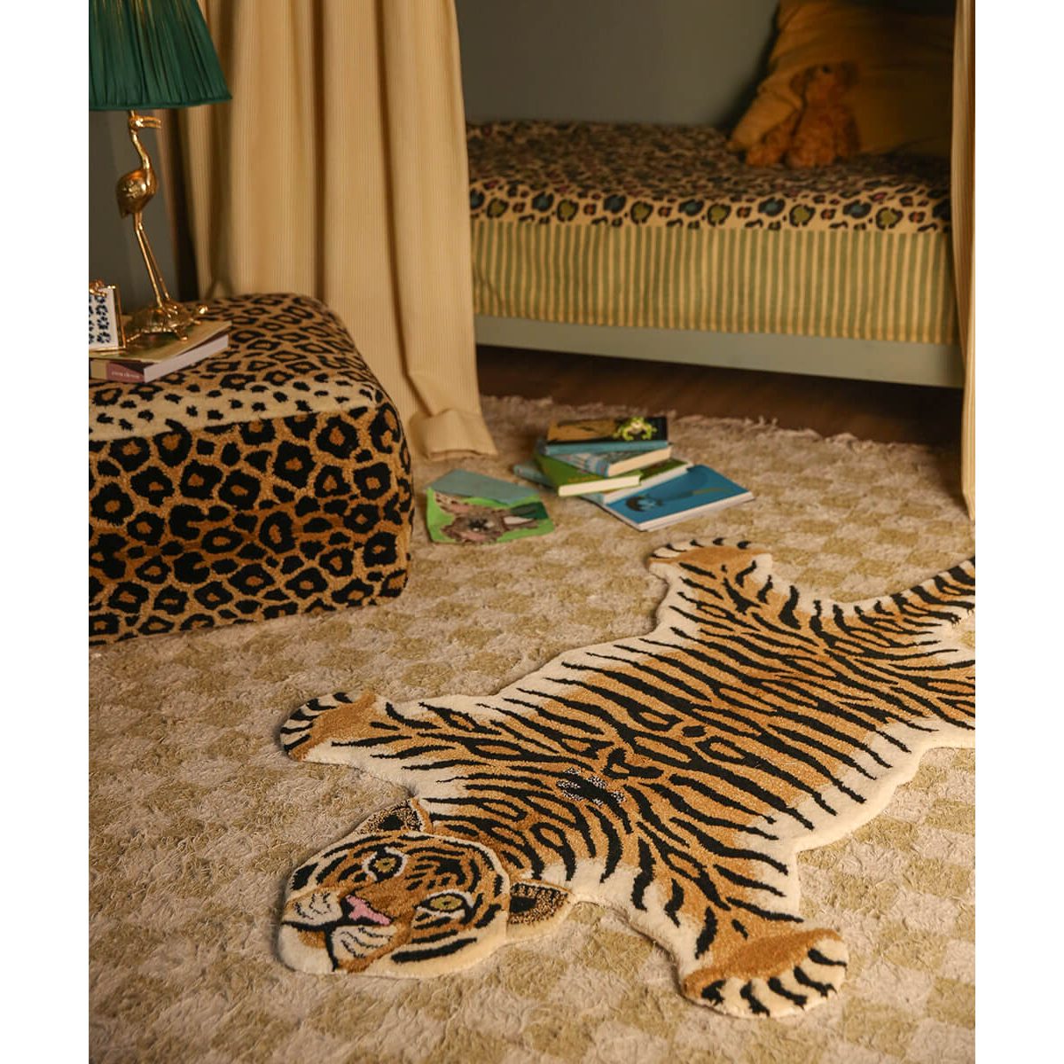 Drowsy Tiger Rug Large Doing Goods – seconda ambientazione