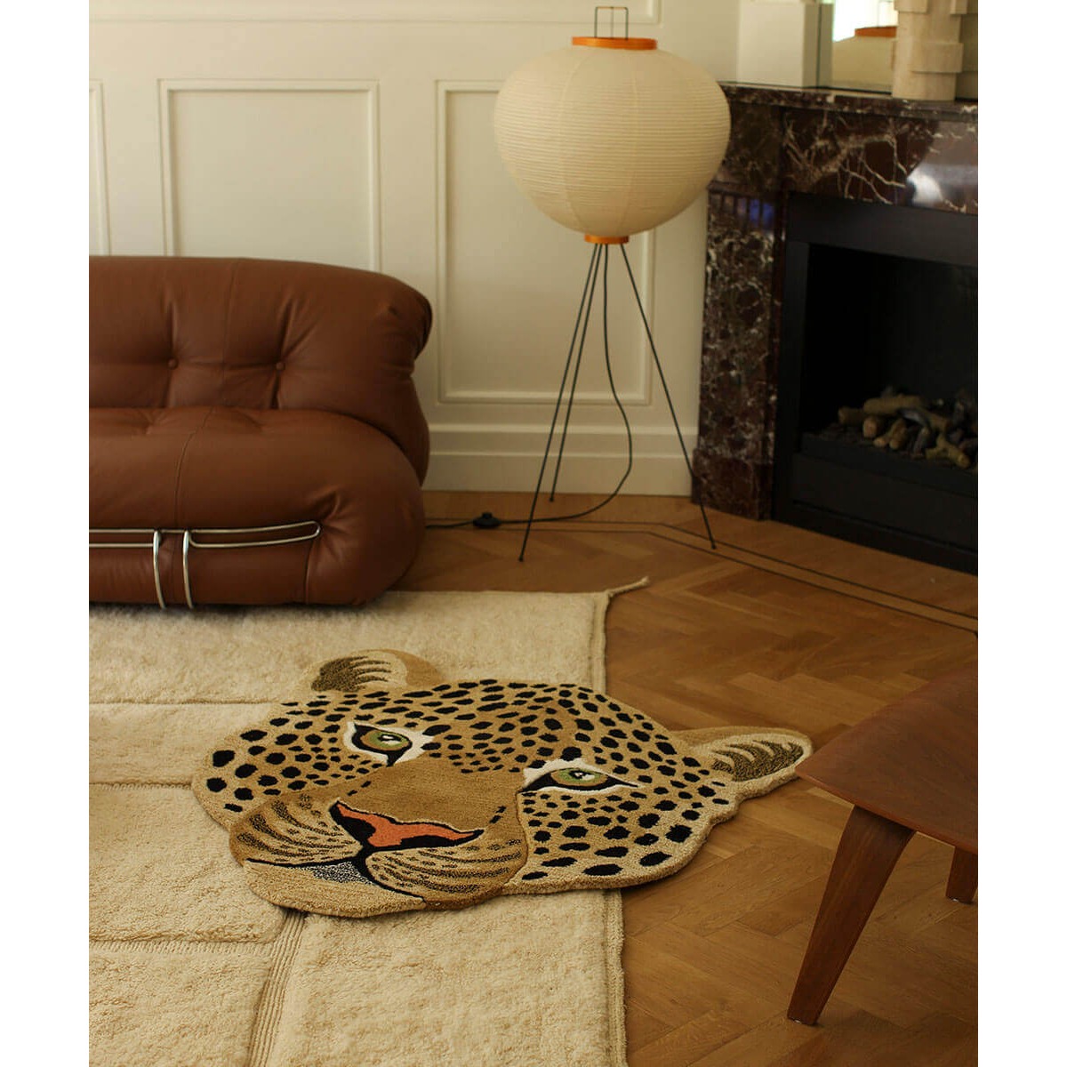 Himani Leopard Head Rug Large Doing Goods – ambientazione living