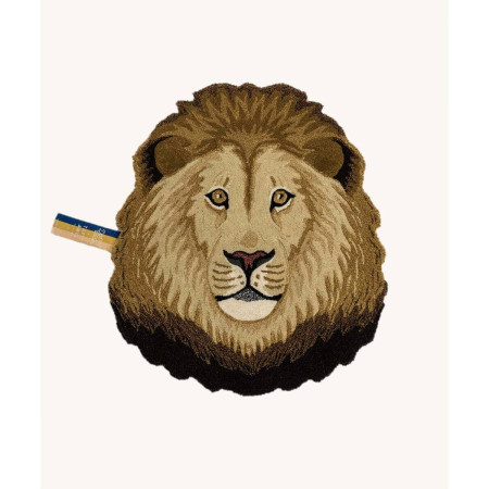 Ari Lion Head Rug Large Doing Goods – vista frontale