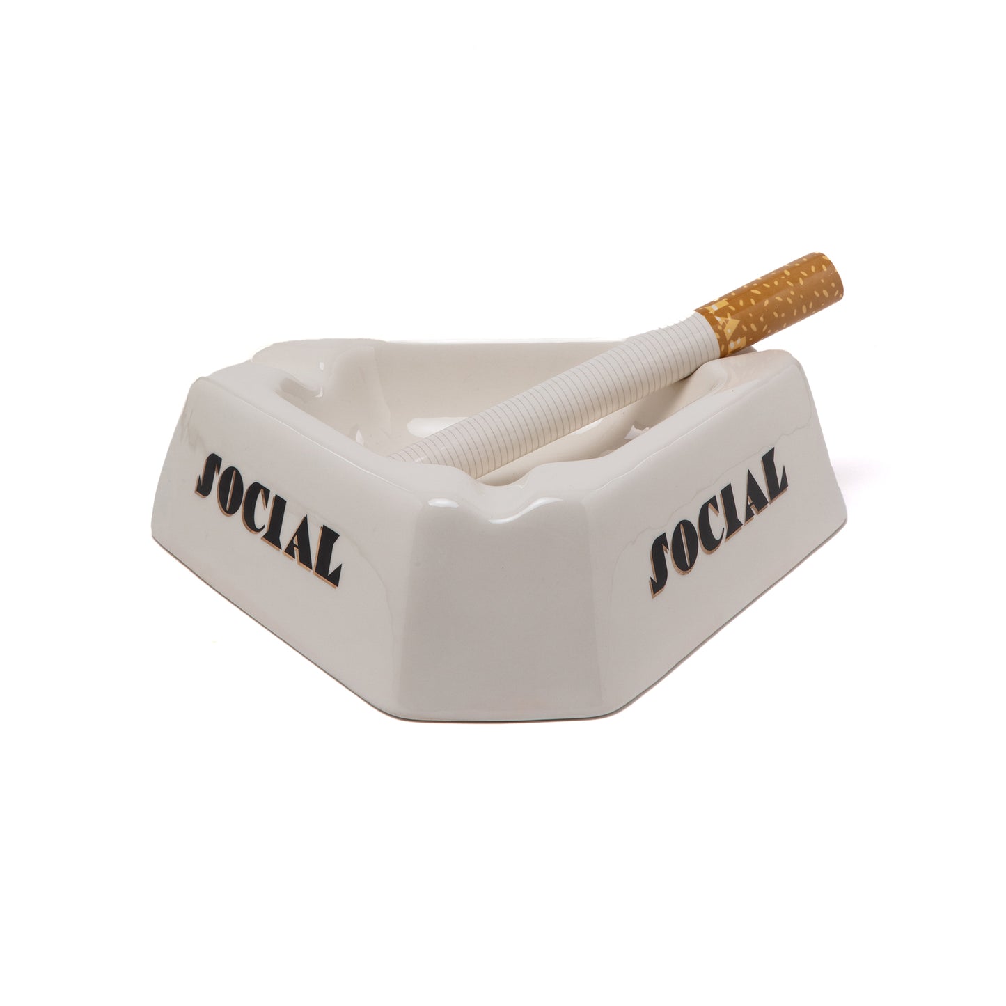 Social Smoker Seletti × Diesel Living, vista a tre quarti