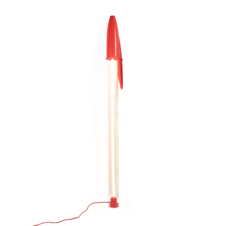 BIC Lamp Rossa Seletti × BIC – lampada a forma di penna Cristal